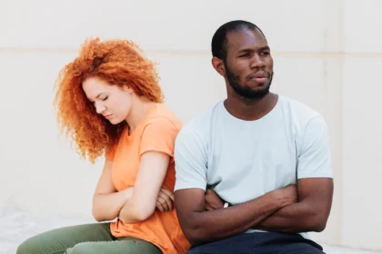 Understanding the root causes of a lack of trust in a relationship