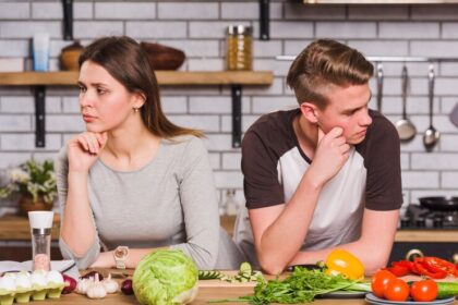 The difference between healthy and unhealthy jealousy in relationships